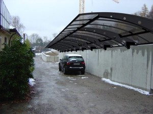 carport-tettoia-copertura-a-sbalzo-posto-auto-archi-plexiglas-compatto-certificata-tuv-carico-neve-design-azzate-varese-3