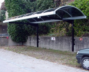 carport-tettoia-copertura-a-sbalzo-posto-auto-archi-plexiglas-compatto-certificata-tuv-carico-neve-design-azzate-varese-4