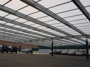 carport-tettoia-copertura-posto-auto-piana-plexiglas-alveolare-certificata-tuv-carico-neve-design-azzate-varese-2