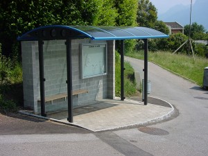 tettoia-pensilina-copertura-fermata-autobus-pullman-plexiglas-compatto-certificata-tuv-carico-neve-design-azzate-varese-5