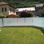 recinzione-vetro-acidato-satinato-profilo-alluminio-design-moderno-elegante-varese-azzate-milano-como-svizzera-canton-ticino-1i